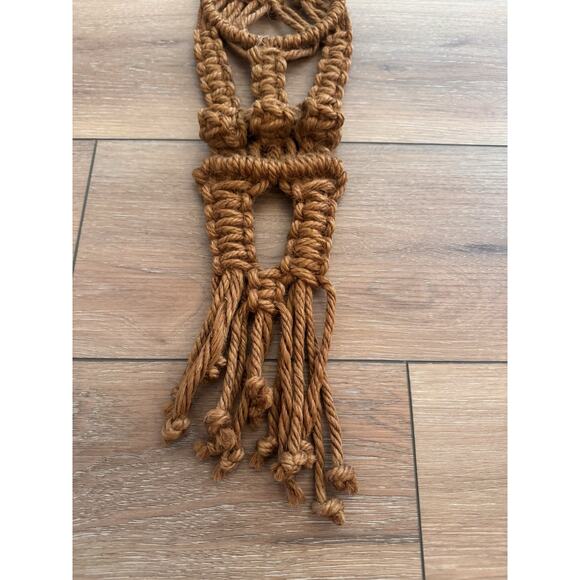Vintage 1970s Macrame Wall Hanging Boho Brown Braided Fiber Art 34” - Picture 10 of 16